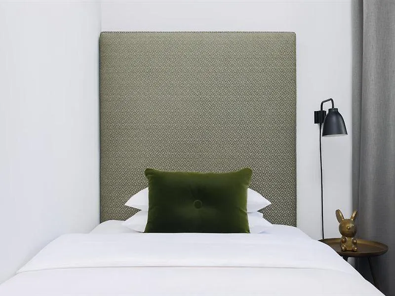 Bob W Mitte Aparthotel Berlim 4*,