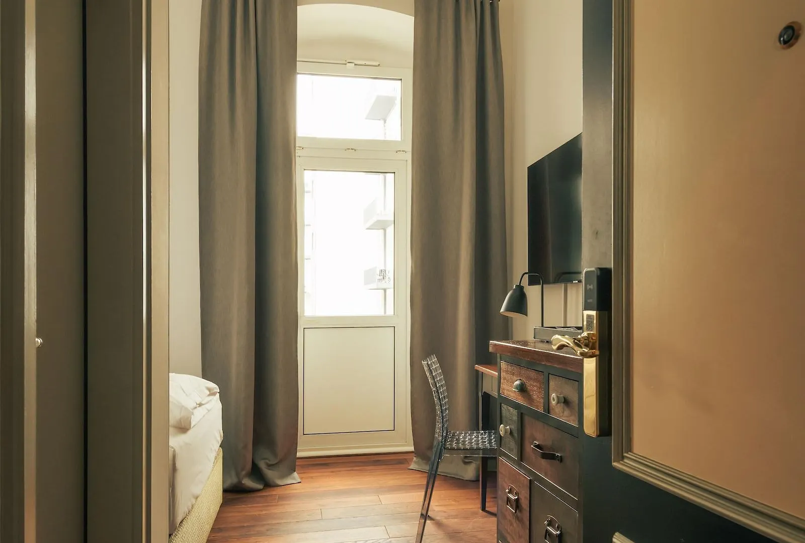 Bob W Mitte Apart otel Berlin Almanya