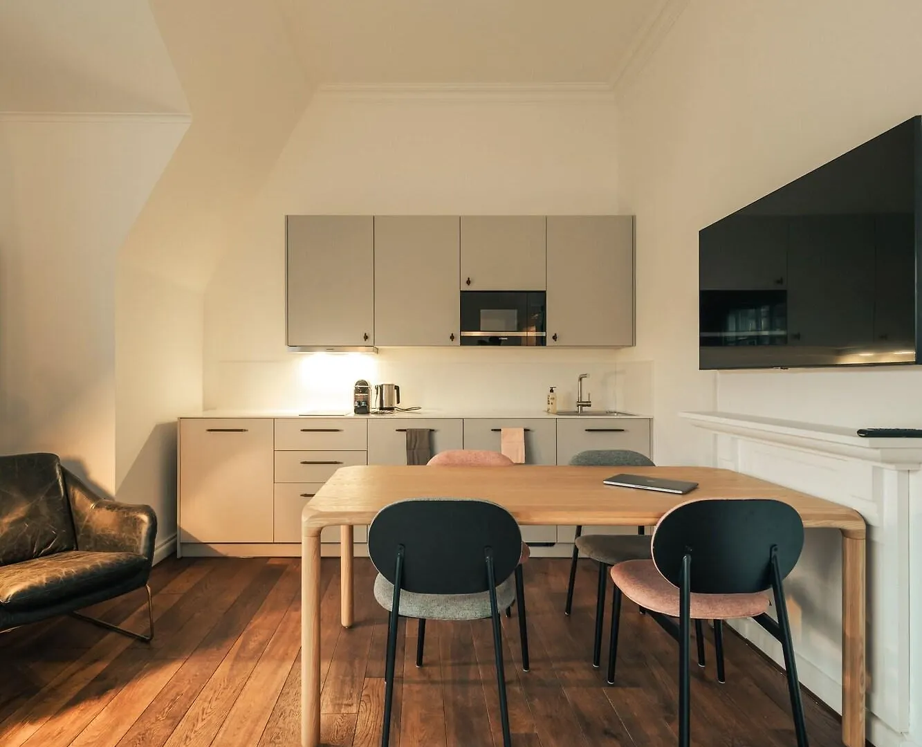 Bob W Mitte Apart otel Berlin 4*,